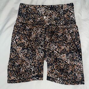 Old Navy Powersoft side pocket biker shorts